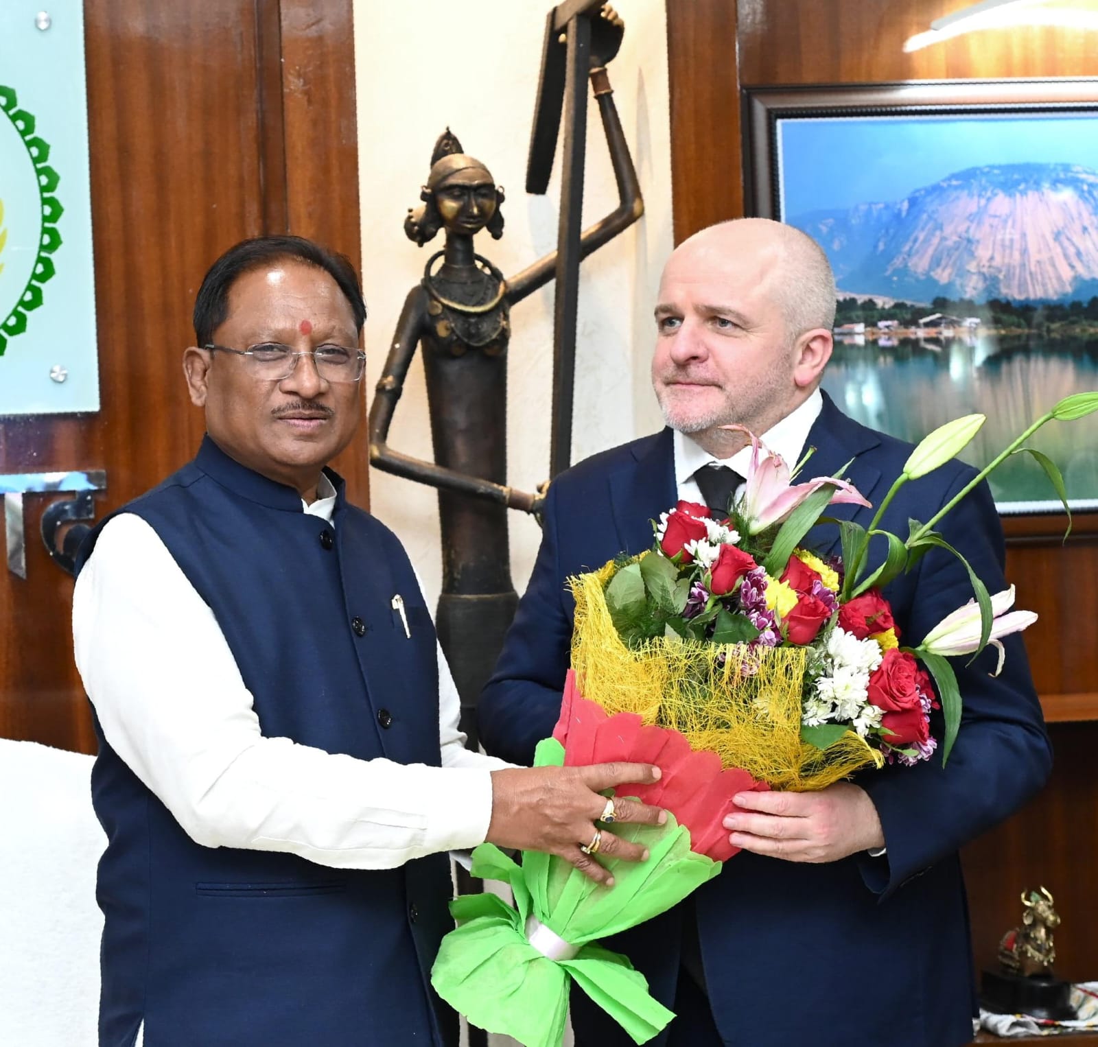 Chief Minister Shri Vishnu Deo Sai meets Delegation of Poland&rsquo;s Parliamentary Committee on Foreign Affairs : Polish Delegation Impressed by Chhattisgarh&rsquo;s Natural Beauty and Rich Cultural Heritage