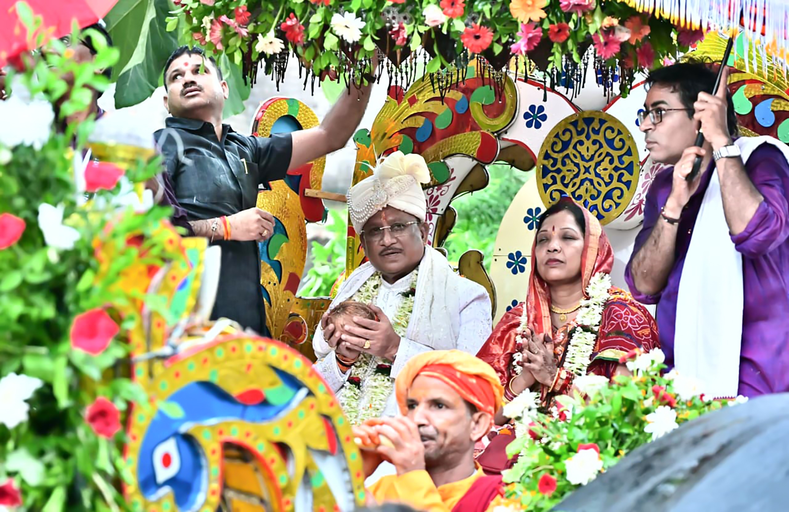 Shri Vishnu Deo Sai pulls Lord Shri Jagannath&rsquo;s Rath at Dokra Yatra, performs Gajapati Maharaja tradition, reiterates welfare initiatives