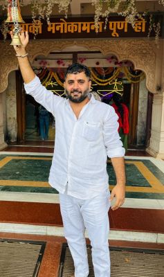 The body of a young man missing for 60 hours was found in the Shahganj forest, with severe head injuries; suspicion of murder deepens.