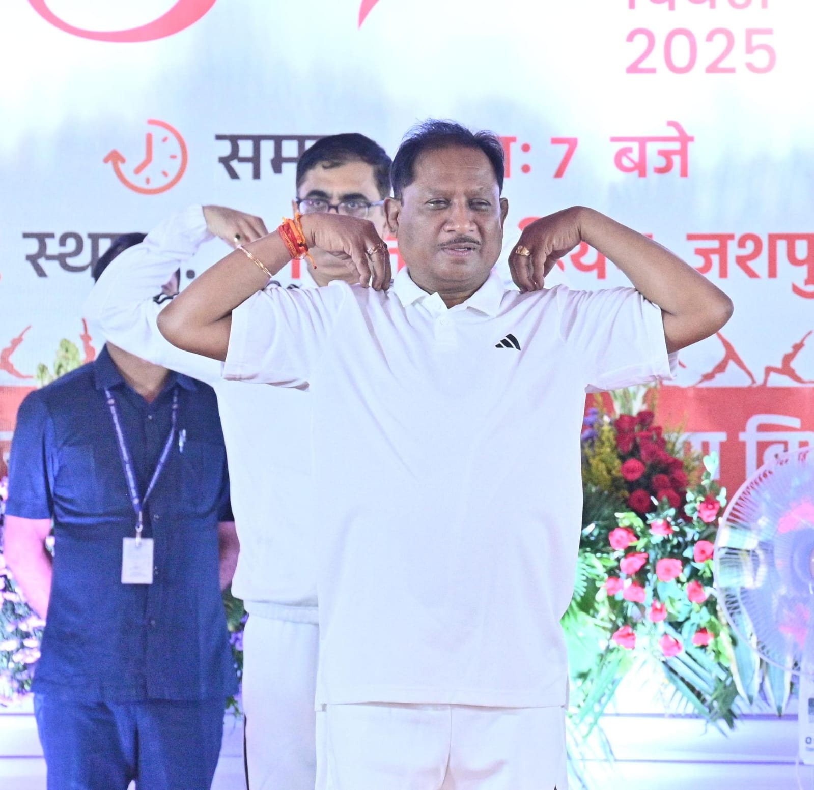 Chief Minister Vishnu Dev Sai practiced yoga: International Yoga Day was celebrated with enthusiasm at Ranjita Stadium in Jashpur: Chief Minister performed Bhoomi Pujan and dedicated works worth Rs 108 crore including Nalanda campus