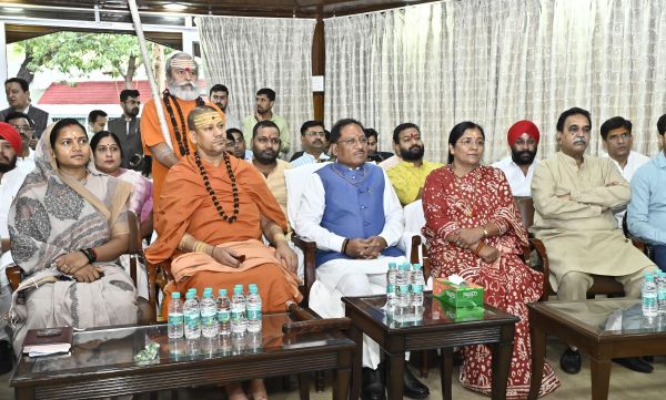 Chief Minister Shri Vishnu Deo Sai Listens to the 123rd Episode of ‘Mann Ki Baat’ : Prime Minister Narendra Modi’s address inspires enthusiasm, appeals for major transformation through small efforts: CM Vishnu Deo Sai